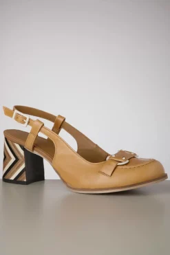 Nemonic Amelie Leather Slingback Pumps In Licht Cognacbruin><noscript><img width=