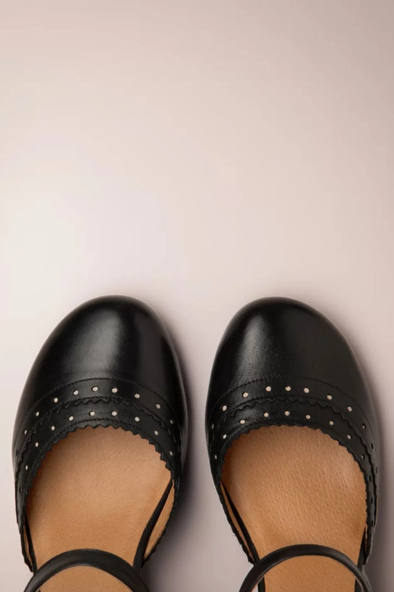 Miz Mooz Fredi Sandalen In Zwart>Vrouwen Sandalen