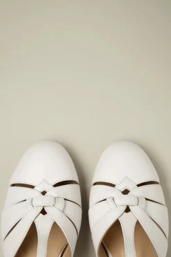 Charlie Stone Petit Montpellier T-Strap Pumps In Wit>Vrouwen Pumps