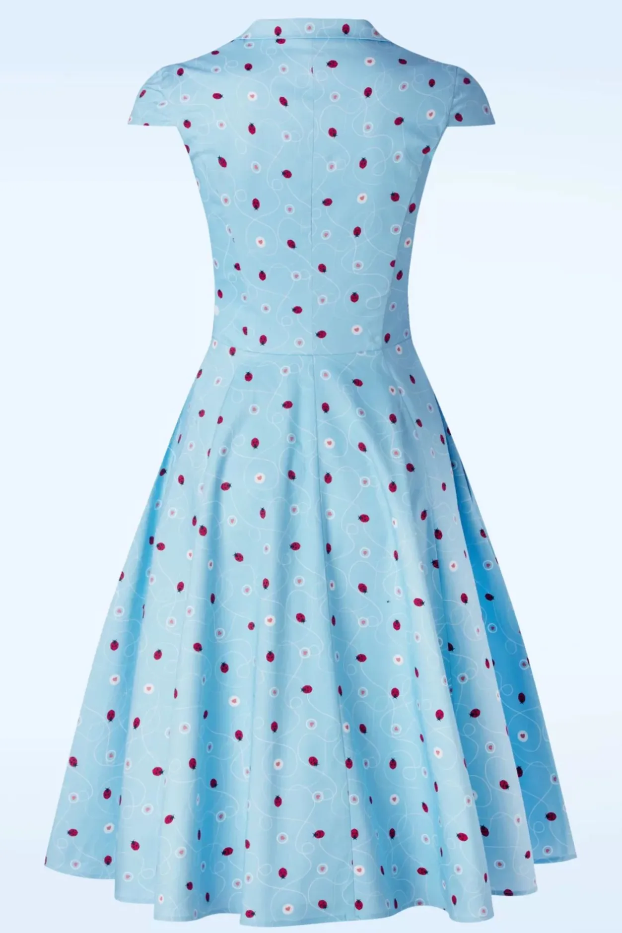 Topvintage Boutique Collection Topvintage Exclusive ~ Angie Swing Jurk In Licht Blauw Met Lieveheersbeestjes Print>Vrouwen Swing Jurken